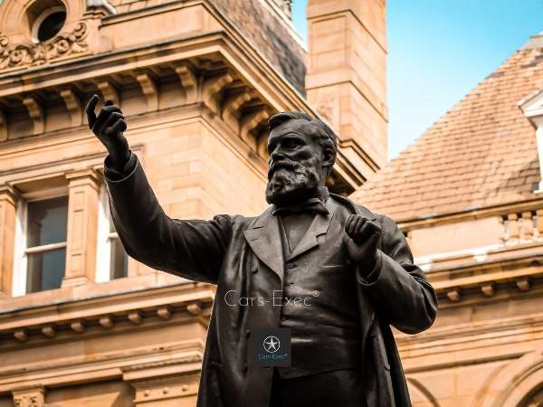 Statue of William Forster in Bradford